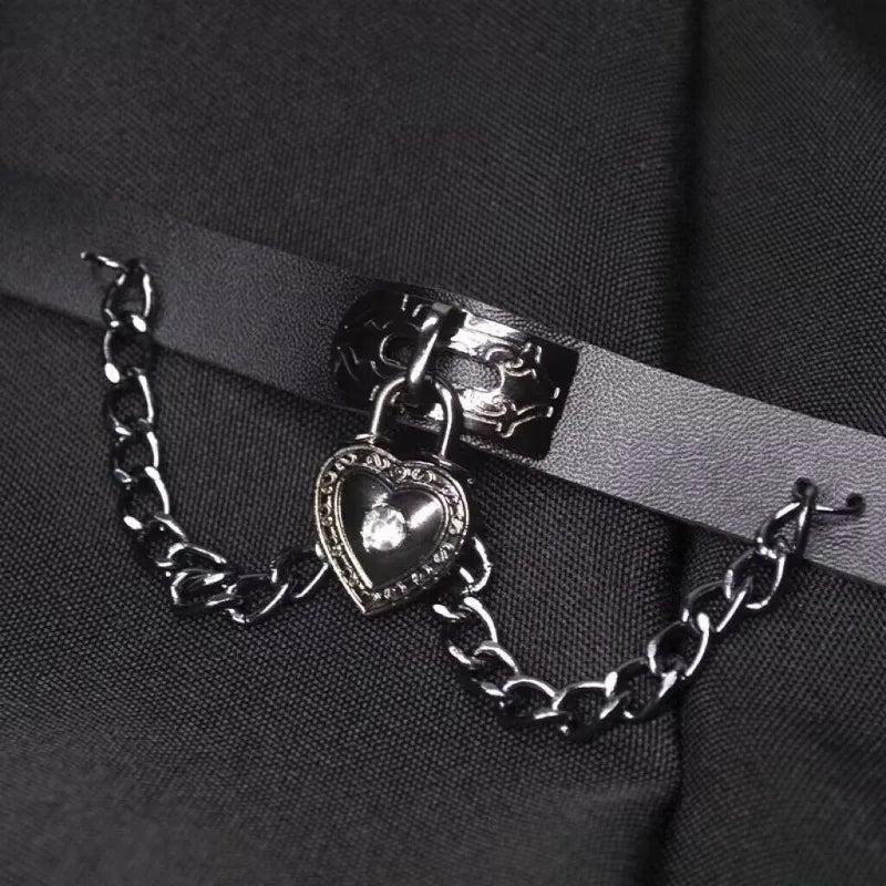 Heart Chain Choker Necklace