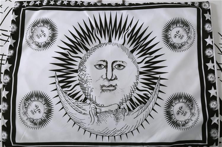 3pcs Sun God Moon Black and White Bedding Set