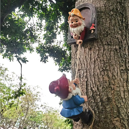 Climbing Tree Gnomes Sculpture Decoration