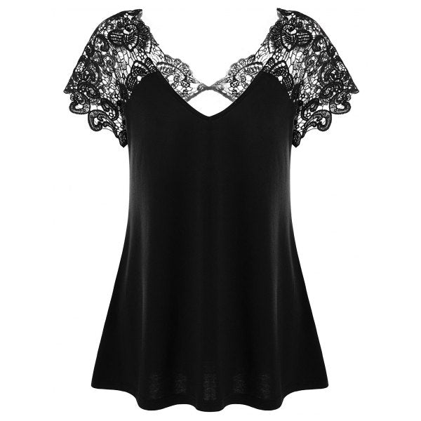 Plus Size Cutwork Lace Trim Gothic T-Shirt
