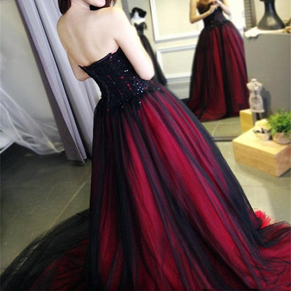 Sweetheart Black Burgundy Gothic Wedding Dress