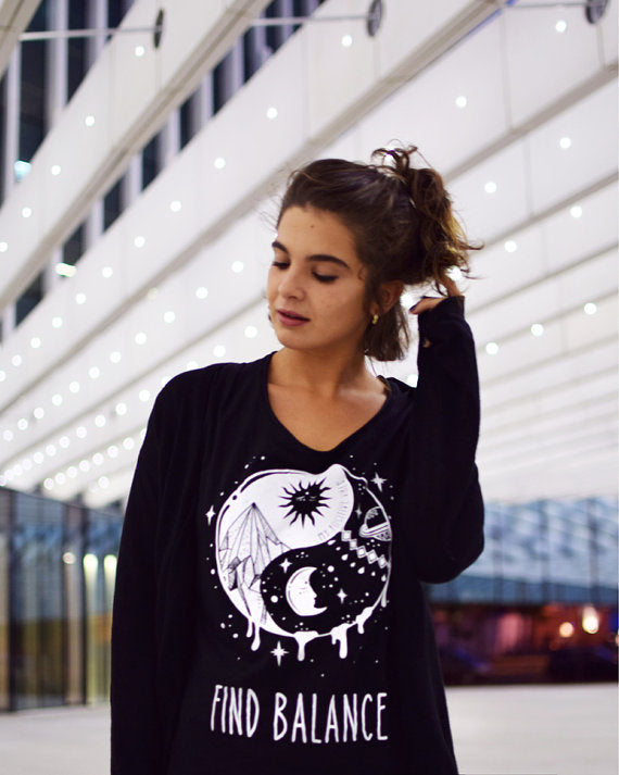 Yin Yang And Good Vibes T-Shirt