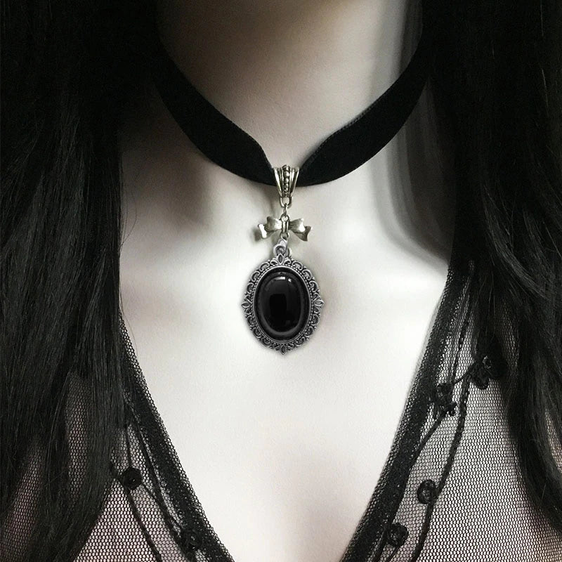 Black Velvet Collar Necklace