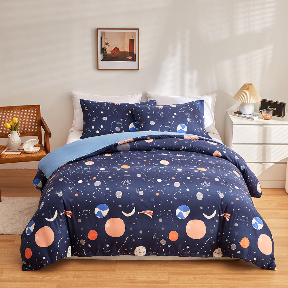 Luminous Glow in the Dark Galaxy Bedding