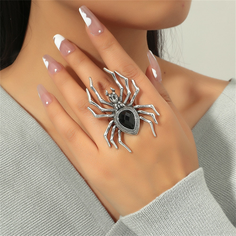 Creepy Spider Pin P651 – Sweet Romance Jewelry