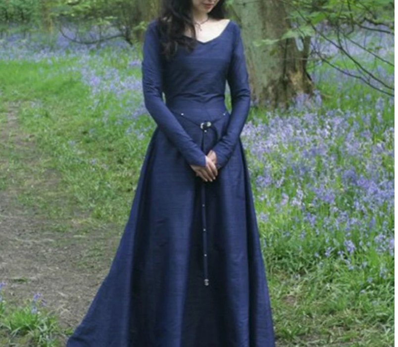 Gothic Long Medieval Vintage Dress Costume