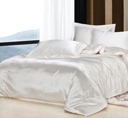 4 pcs Black & Variety Colors Silk Bedding Sets